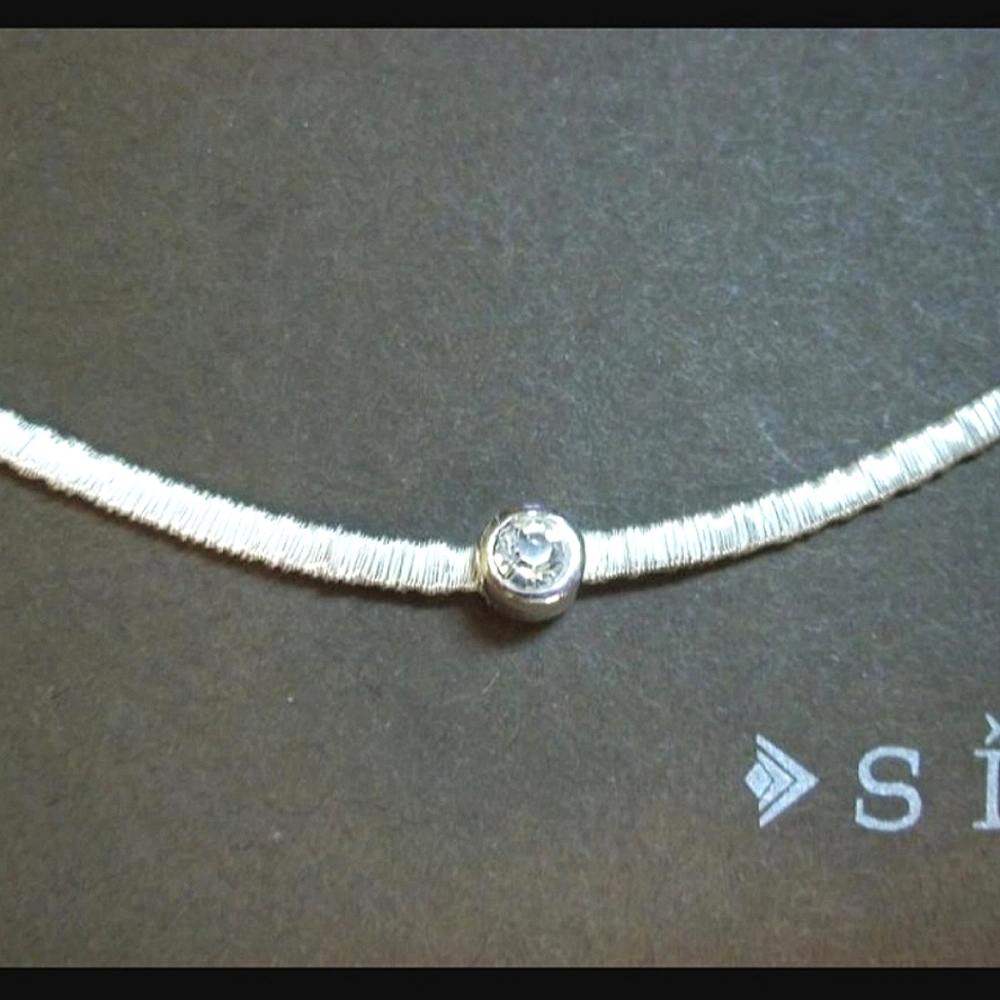 Silpada 925 Sterling Silver CZ Take a Bow Bracelet B2703